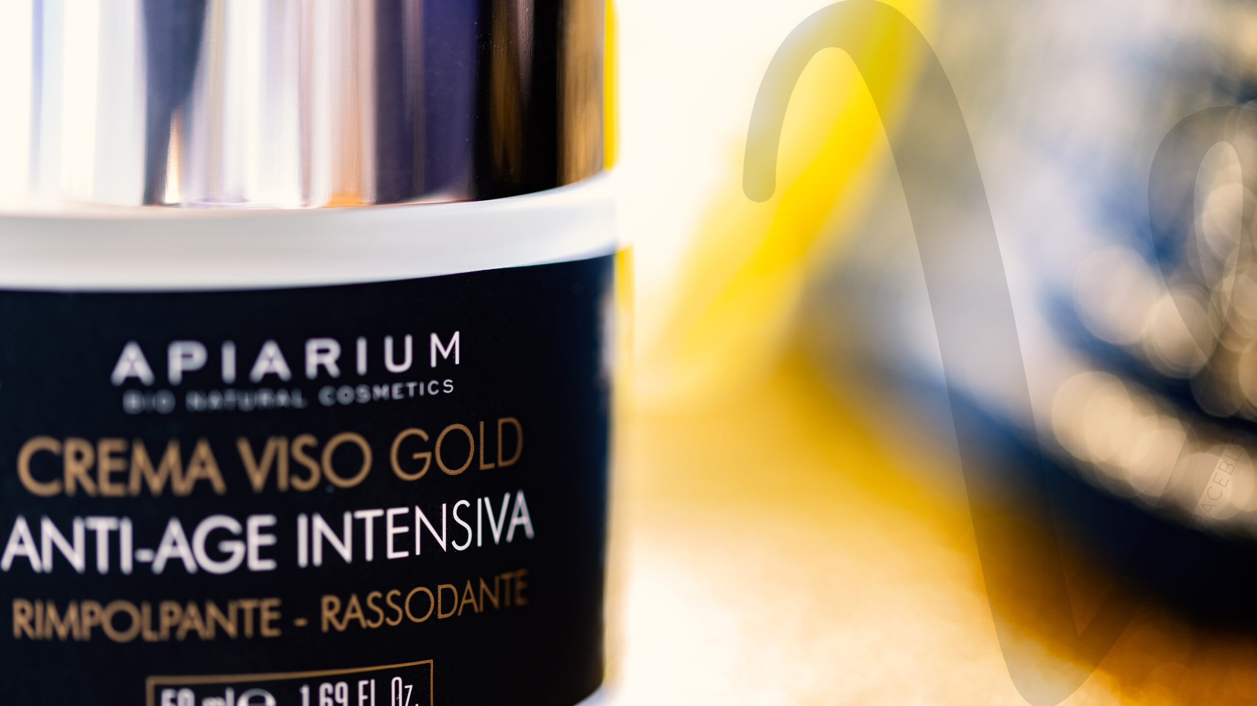 Apiarium  La cosmesi si fa preziosa con l'oro 23K. - Vanityspace